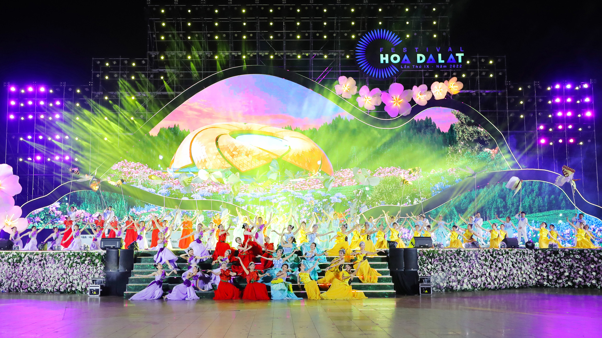 FESTIVAL HOA ĐÀ LẠT - BẢN GIAO HƯỞNG SẮC MÀU